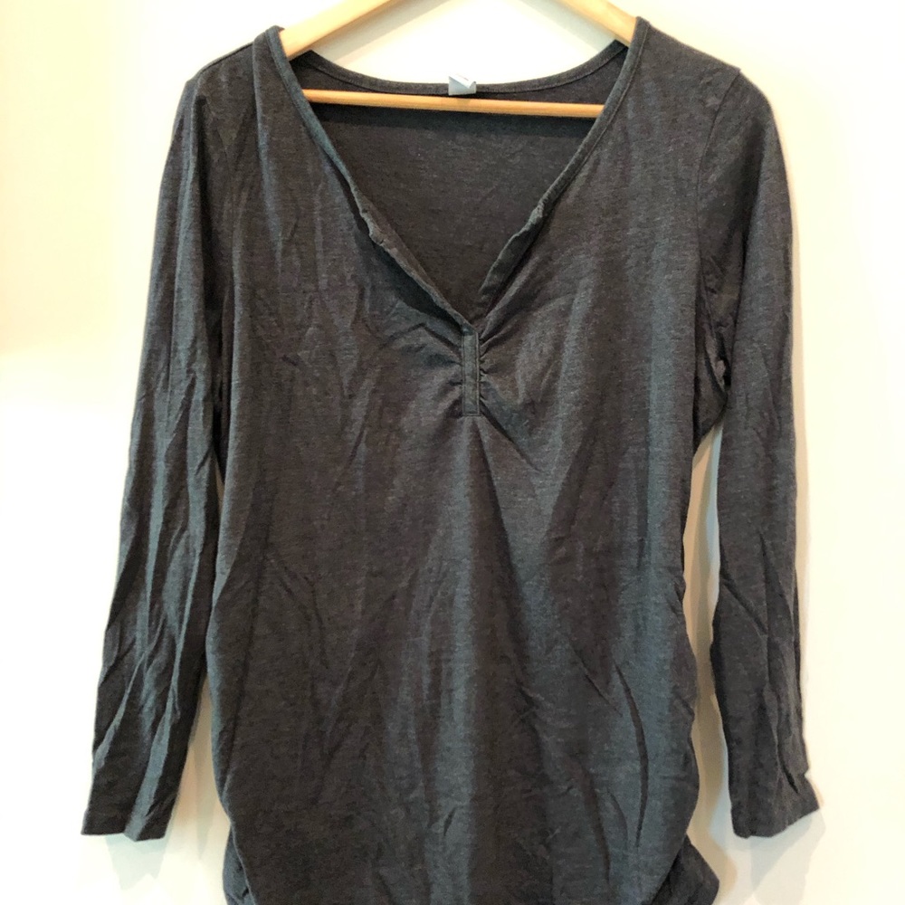 Gray and Coral 3/4 maternity shirt
